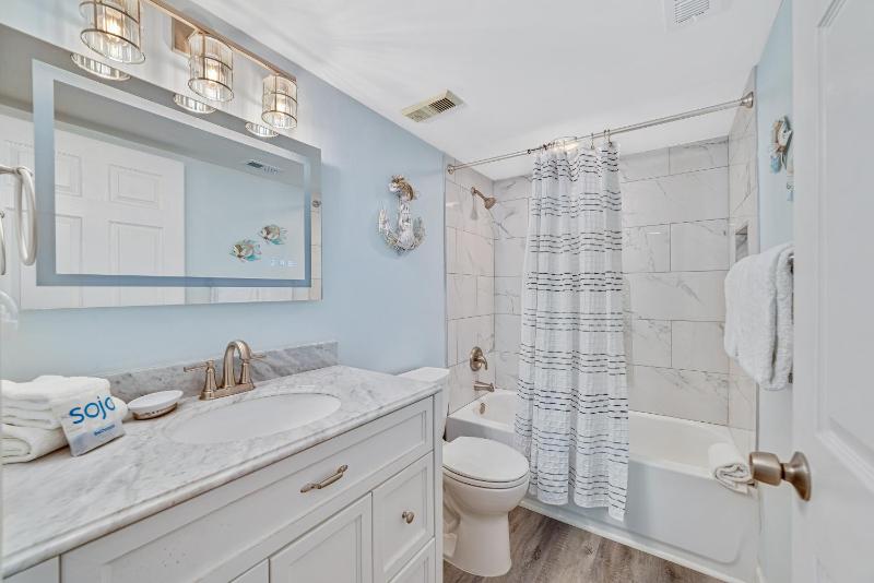 Edgewater West 94 - image 5
