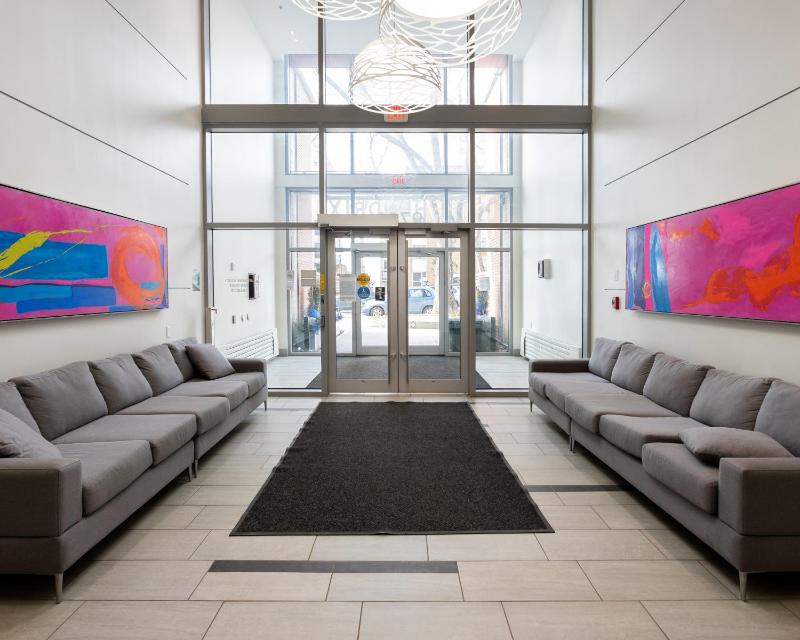 Hendrix Luxury Apartments by Corporate Stays - image 2