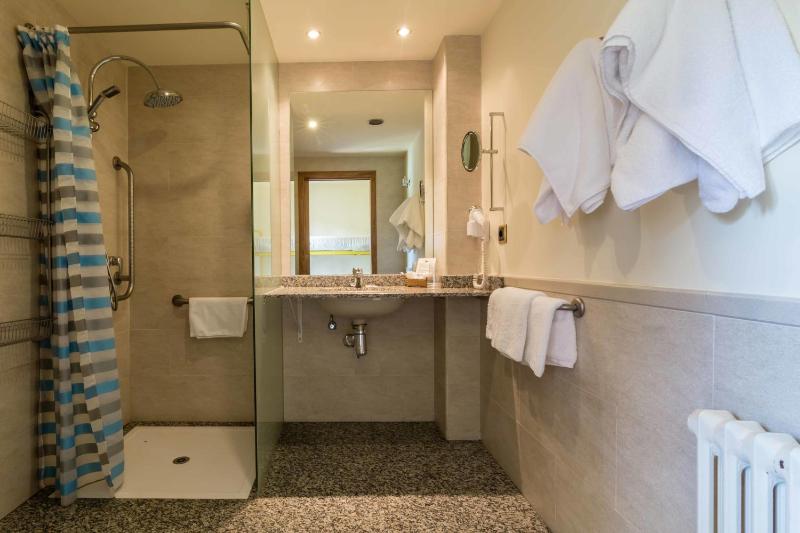 Triple Room image 1