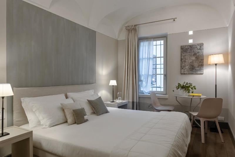 GombitHotel - image 44