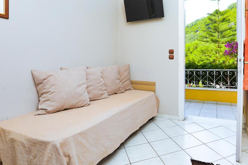 Two Bedroom Apartment (4-5 Adults) image 1