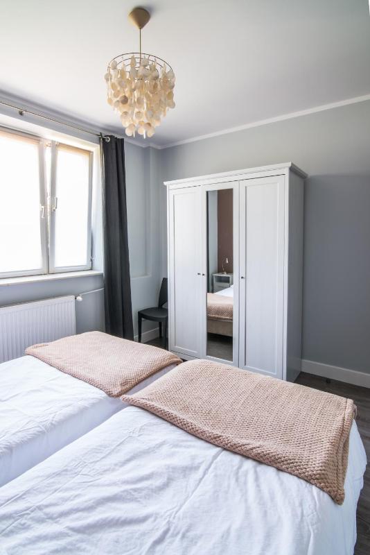 One-Bedroom Apartment with Terrace image 3
