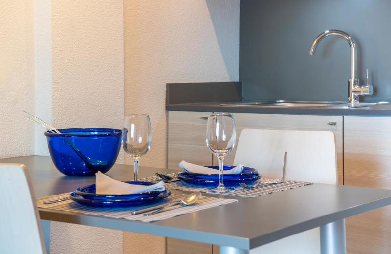 Almirall Apartaments - image 13