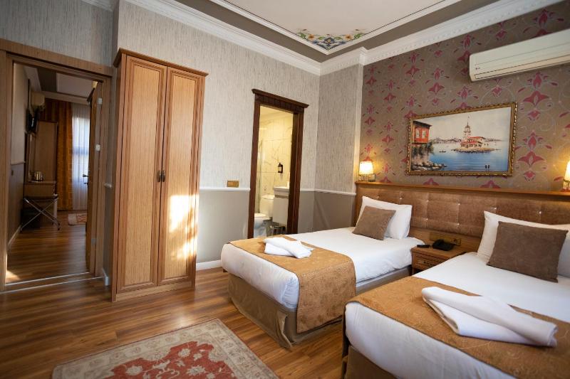 Two-Bedroom Family Suite image 3