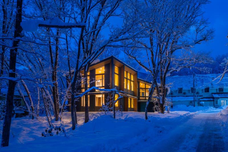 Villa Lily by Hakuba White Fox Company - image 31