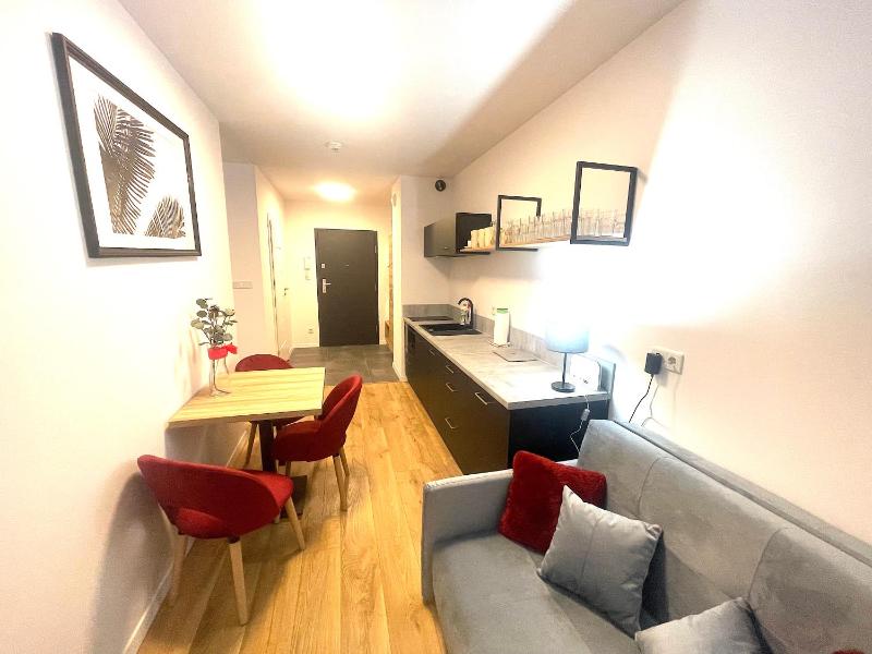 Apartment Premium Atal City Square-Free Parking Space In The Garage - image 40