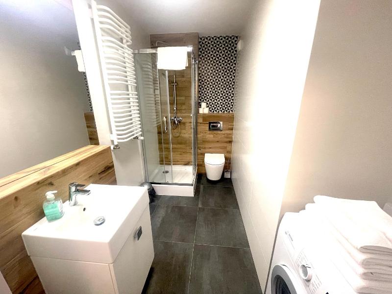 Apartment Premium Atal City Square-Free Parking Space In The Garage - image 26