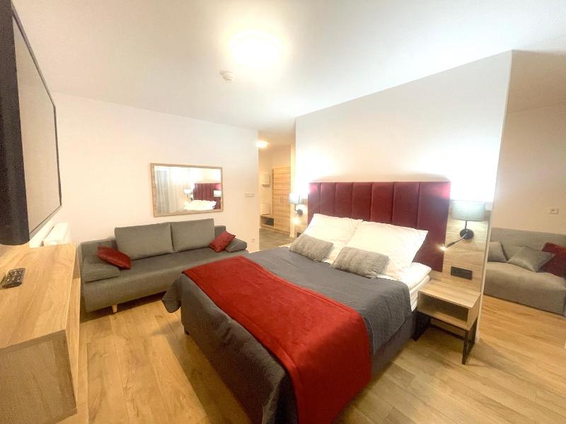 Apartment Premium Atal City Square-Free Parking Space In The Garage - image 25
