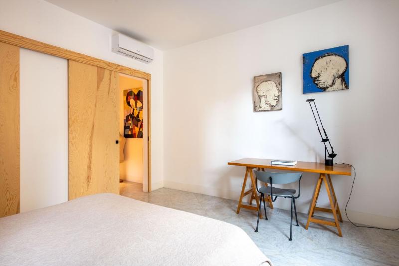 Sartoria Cavour - Modern Sicilian Elegance in a Former Tailor Shop - image 4