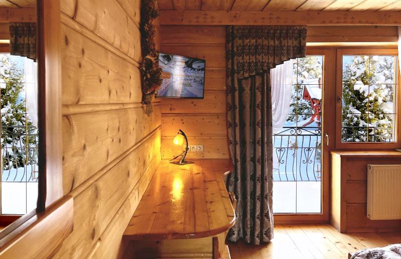 Deluxe Double Room with balcony and Garden View image 1