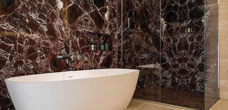 Deluxe Suite 4 image 3