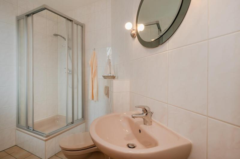 Standard Double Room image 2