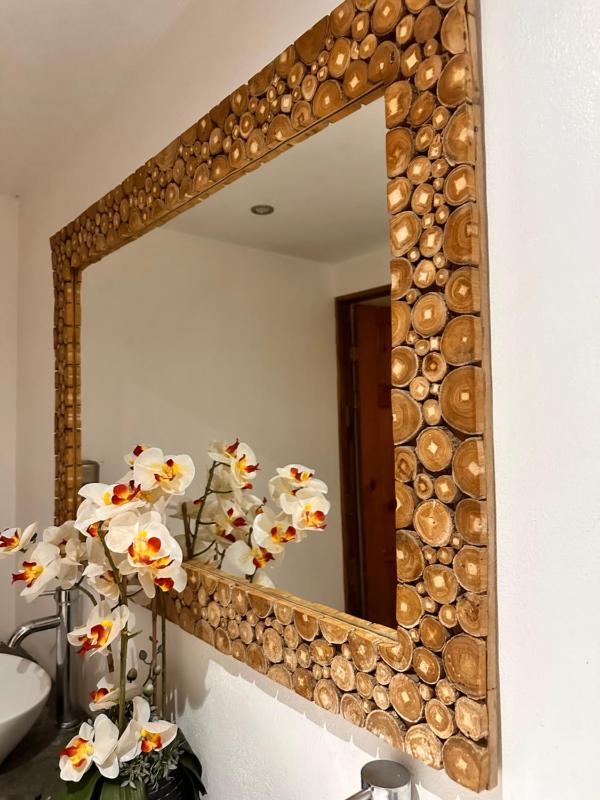 Hotel Bamboo - image 3