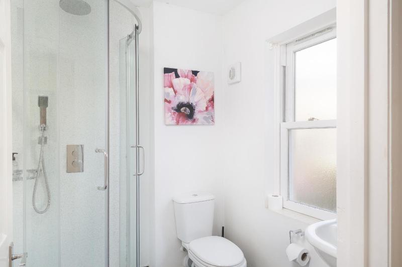 Two-Bedroom Apartment image 4