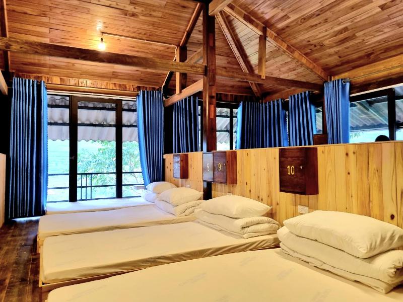 Tavan Chopai Homestay - image 11