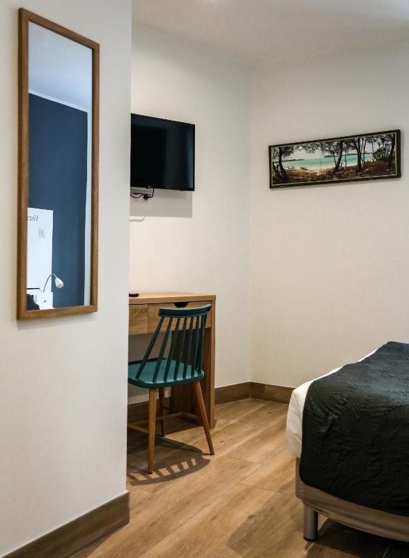 Standard Double Room image 1