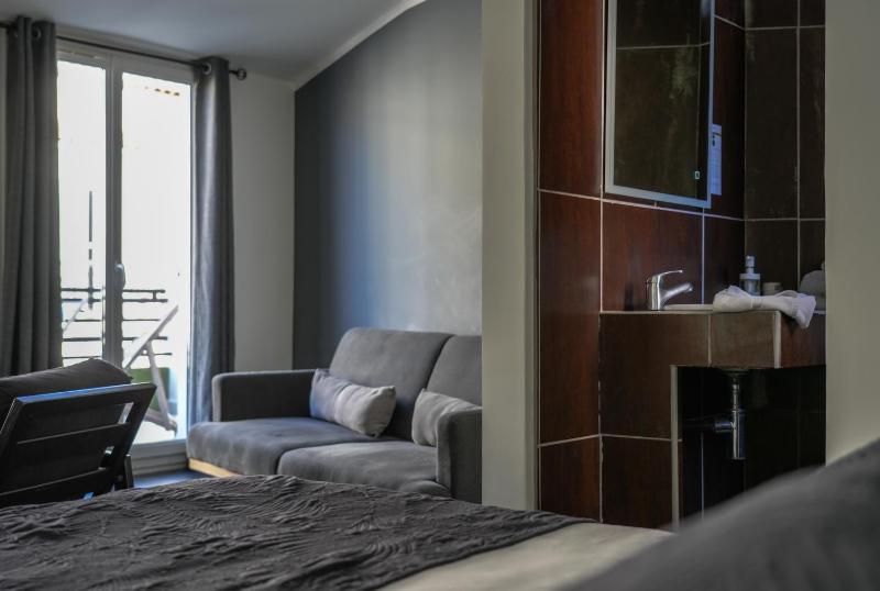 Triple Room image 4