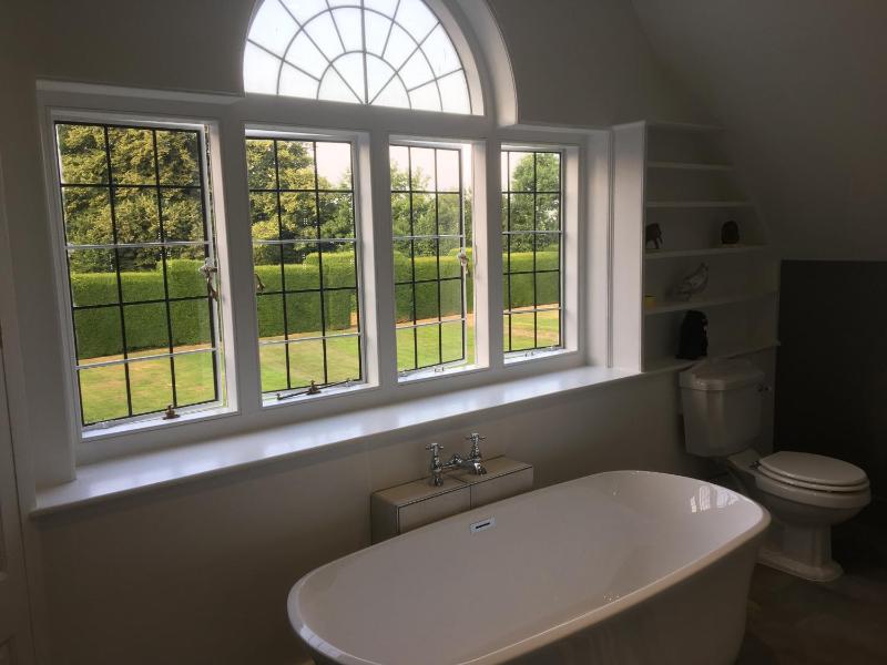 King Room with Garden View image 1
