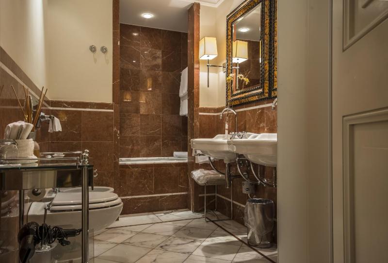 Suite image 3