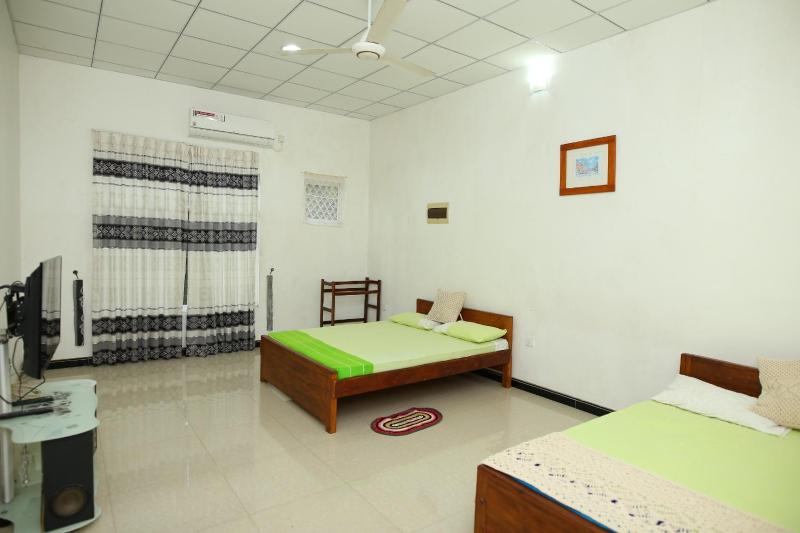 Sujee's Guest House with Two Bed Rooms - image 20