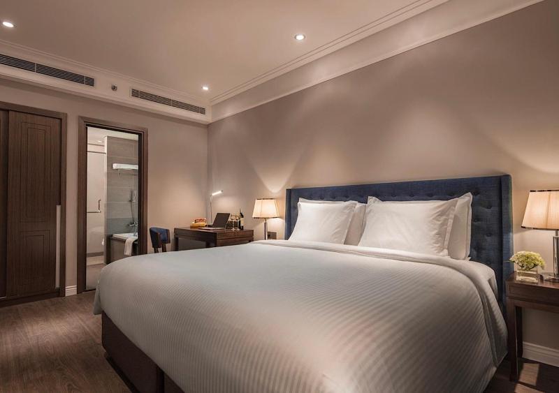 Luxury Apartment in Beach Front Building with Ocean View - image 11