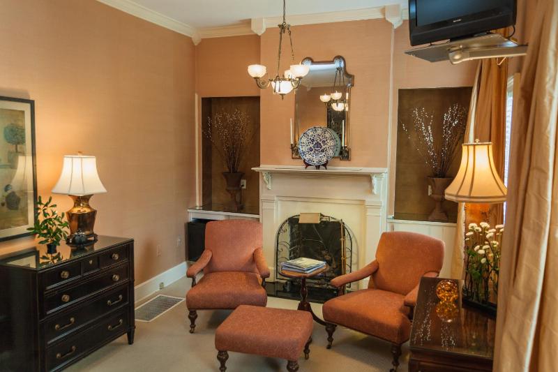 Catherine Ward House Inn - image 14