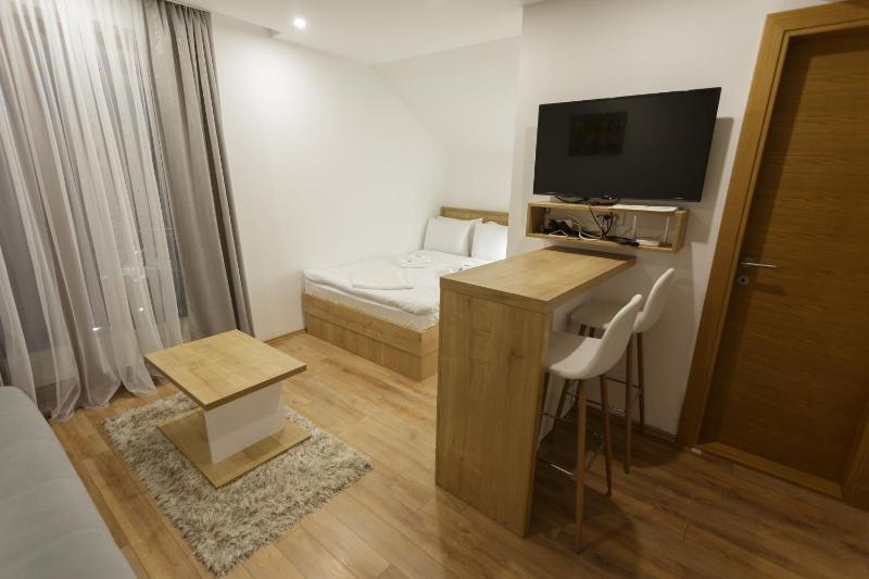 Premium Studio with Spa Access image 1