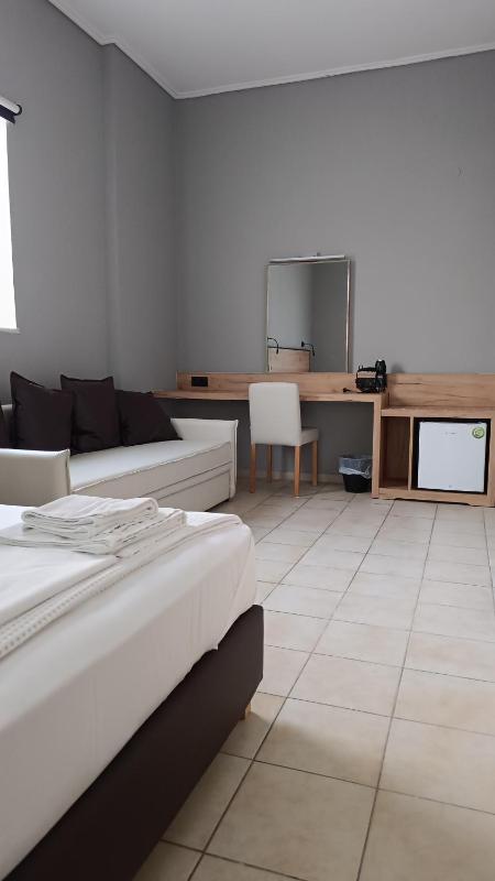 Hotel Plaza - image 3