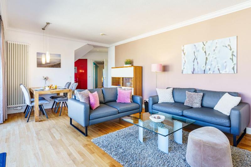 Two-Bedroom Apartment with Balcony image 1