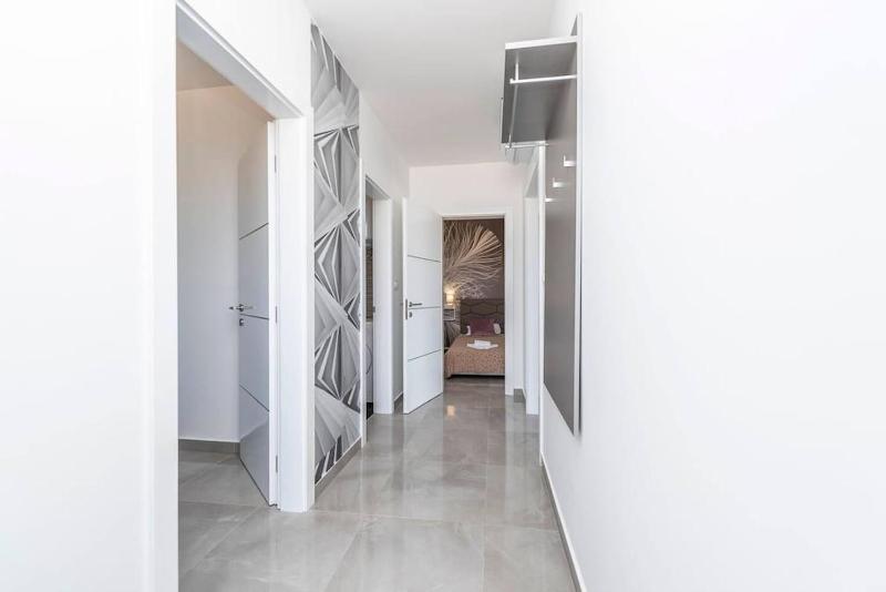 Villa Adria 1 luxury apartment with a pool - image 6