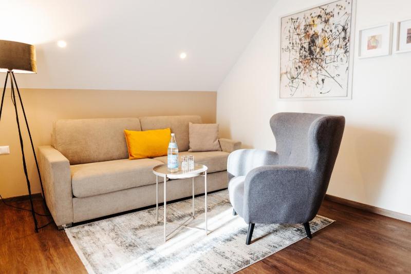 Two-Bedroom Family Room with Mountain View image 4
