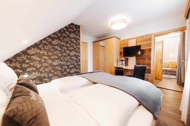 Two-Bedroom Triple Room image 1
