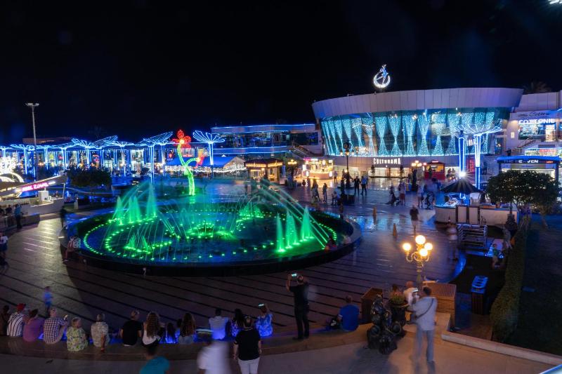 Grand Oasis Resort - image 20