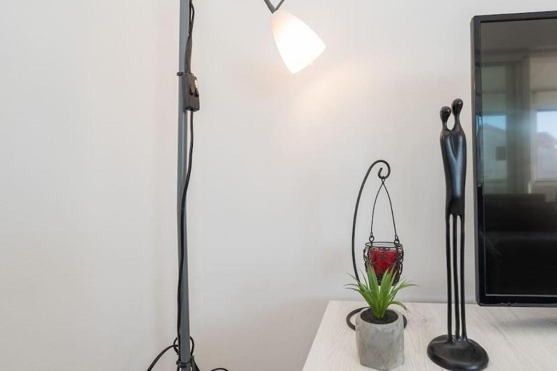 Balen 1. modern ap.close to the beach &city center - image 11