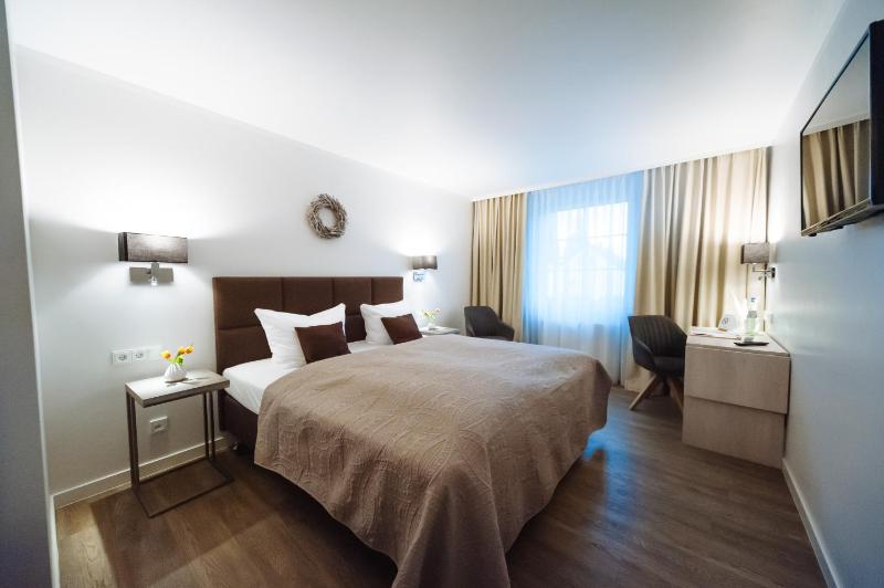 Standard Double Room image 2