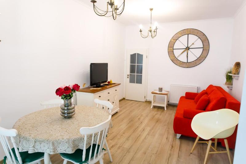 Apartment image 2