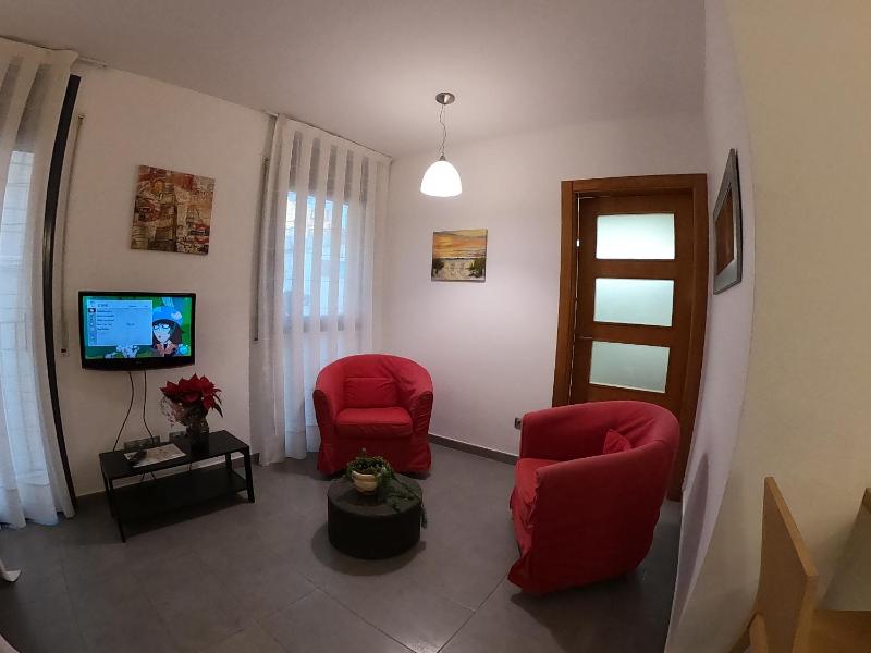 Studio Apartment image 3