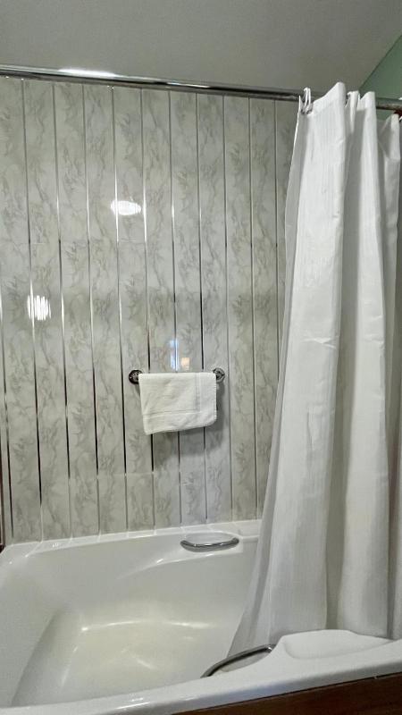 Twin Room image 1