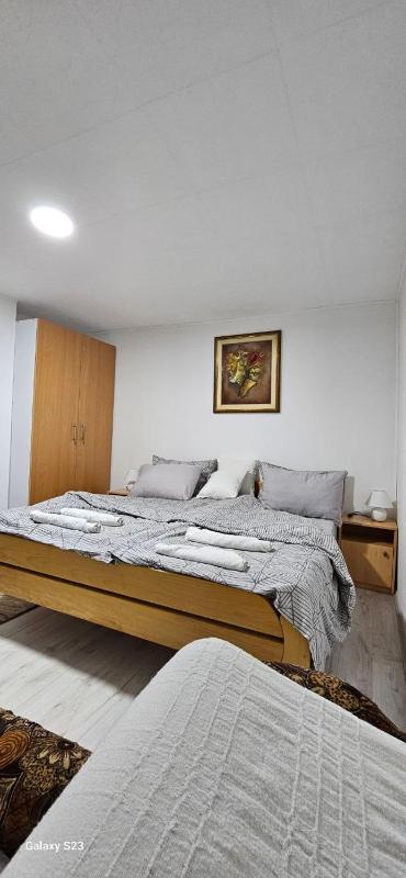 Apartment image 4