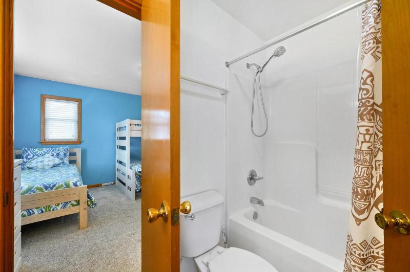 KDH495 McLovin - image 38