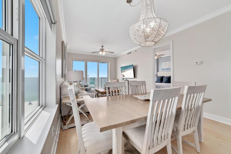 Island royale 601 - image 14