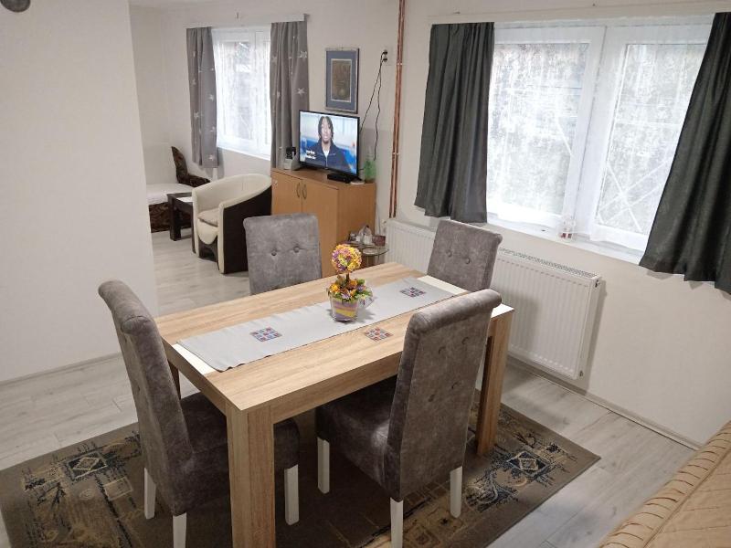 Apartment image 3