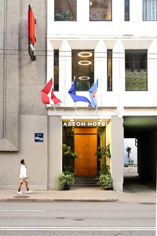 Aston Hotel Riga - image 1