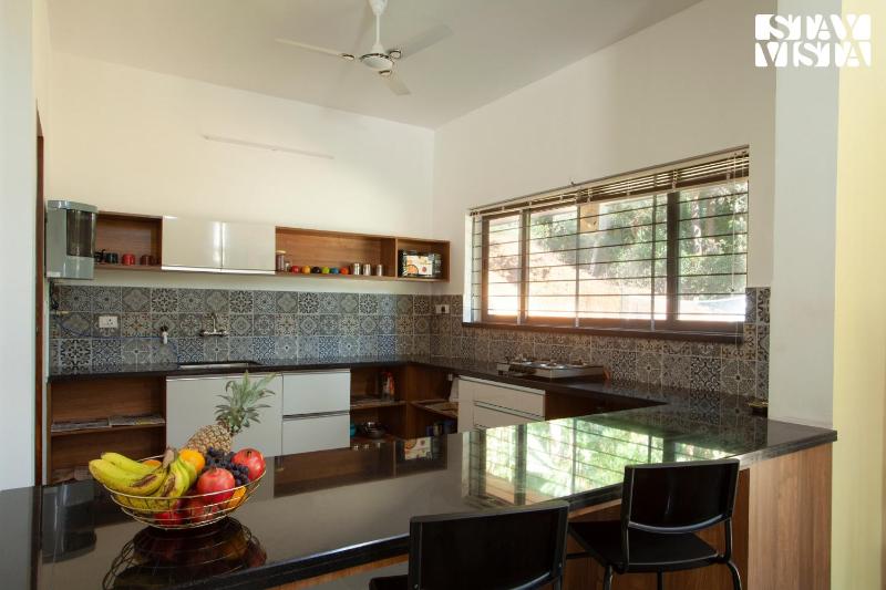 The Big Chill by VEO StayVista - 2BHK Villa with Gazebo & Bonfire - image 3