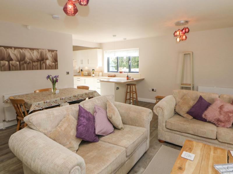 Causeway Hideaway - image 32