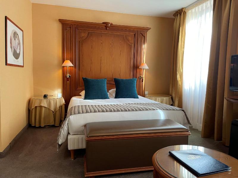 Grand Confort Room image 3