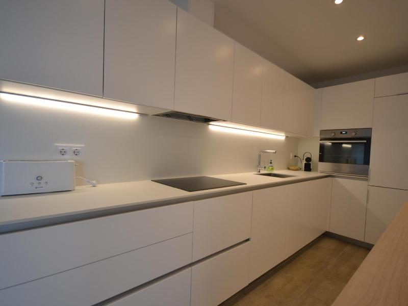 Apartamento Reformado en Aiguablava con Terraza - ES-226-32 - image 14