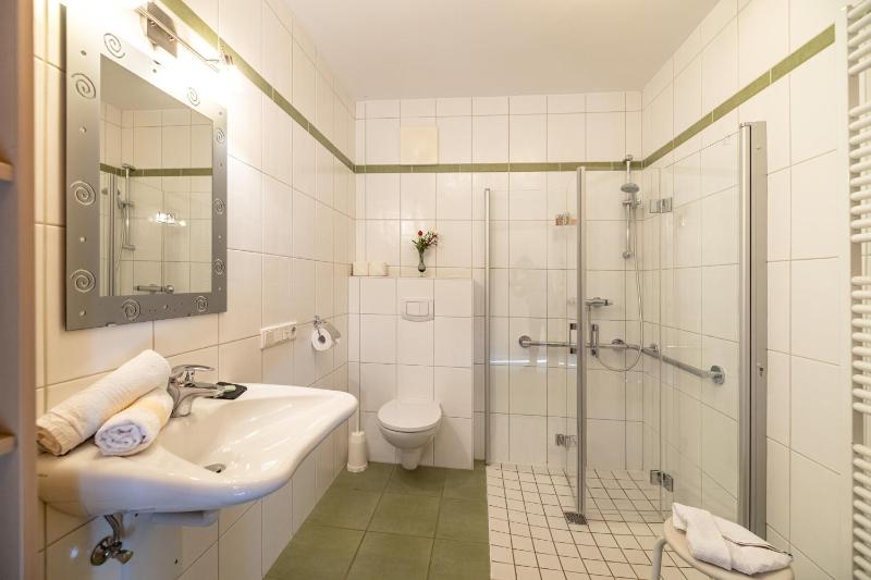 One-Bedroom Apartment (2 - 4 Adults) image 2