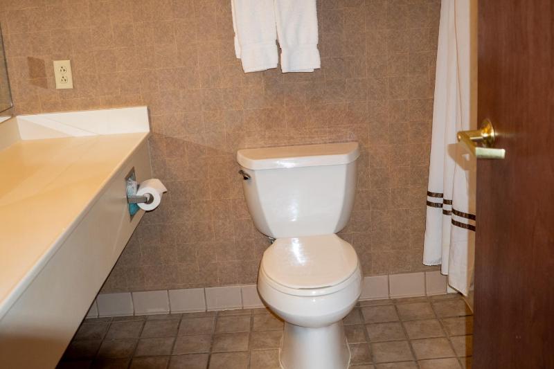 King Room image 3