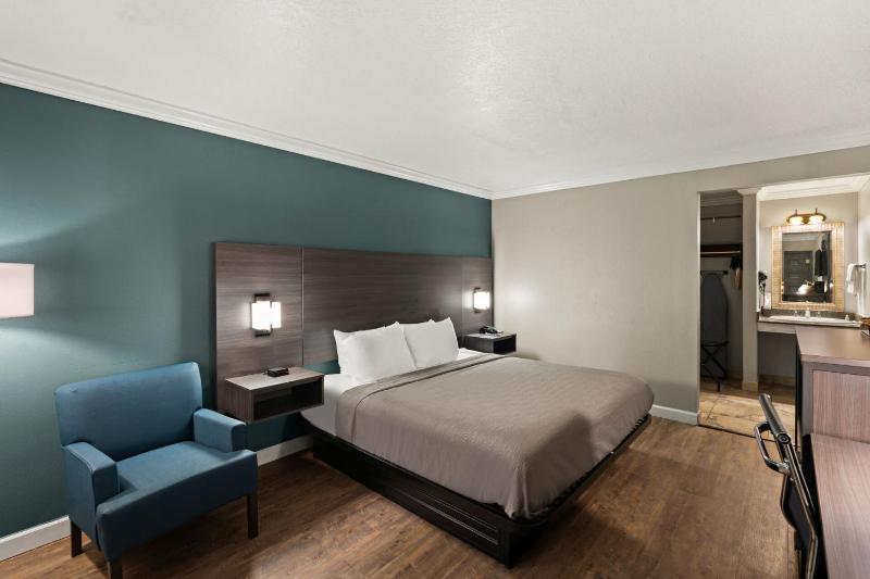 King Room - Disability Access/Non Smoking  image 2